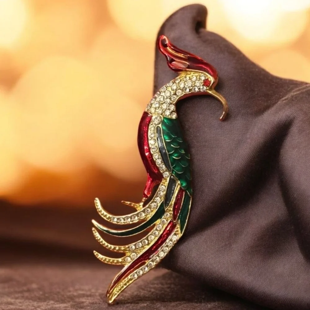 unknown brooch bird